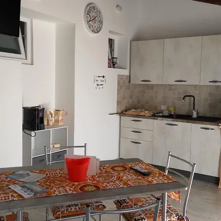 Apartment By L&p 3 Syracuse